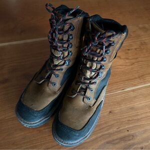 Wolverine boots waterproof safety toe